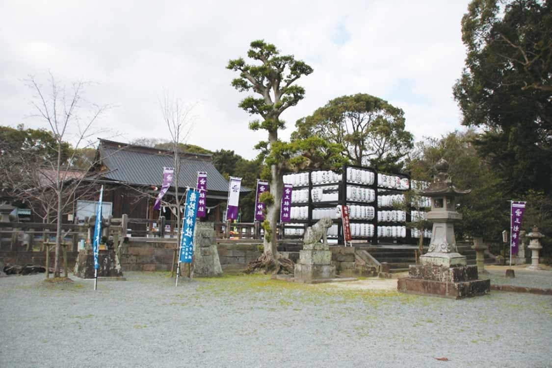 柳川市のリフォーム施工事例:三柱神社御神燈