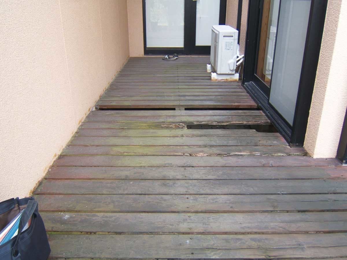 柳川市を中心としたリフォーム施工事例:ウッドデッキビフォー