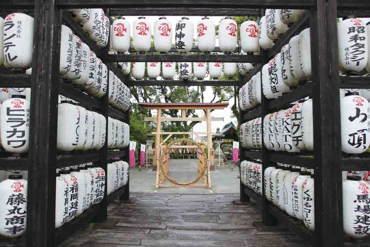 三柱神社:御神燈